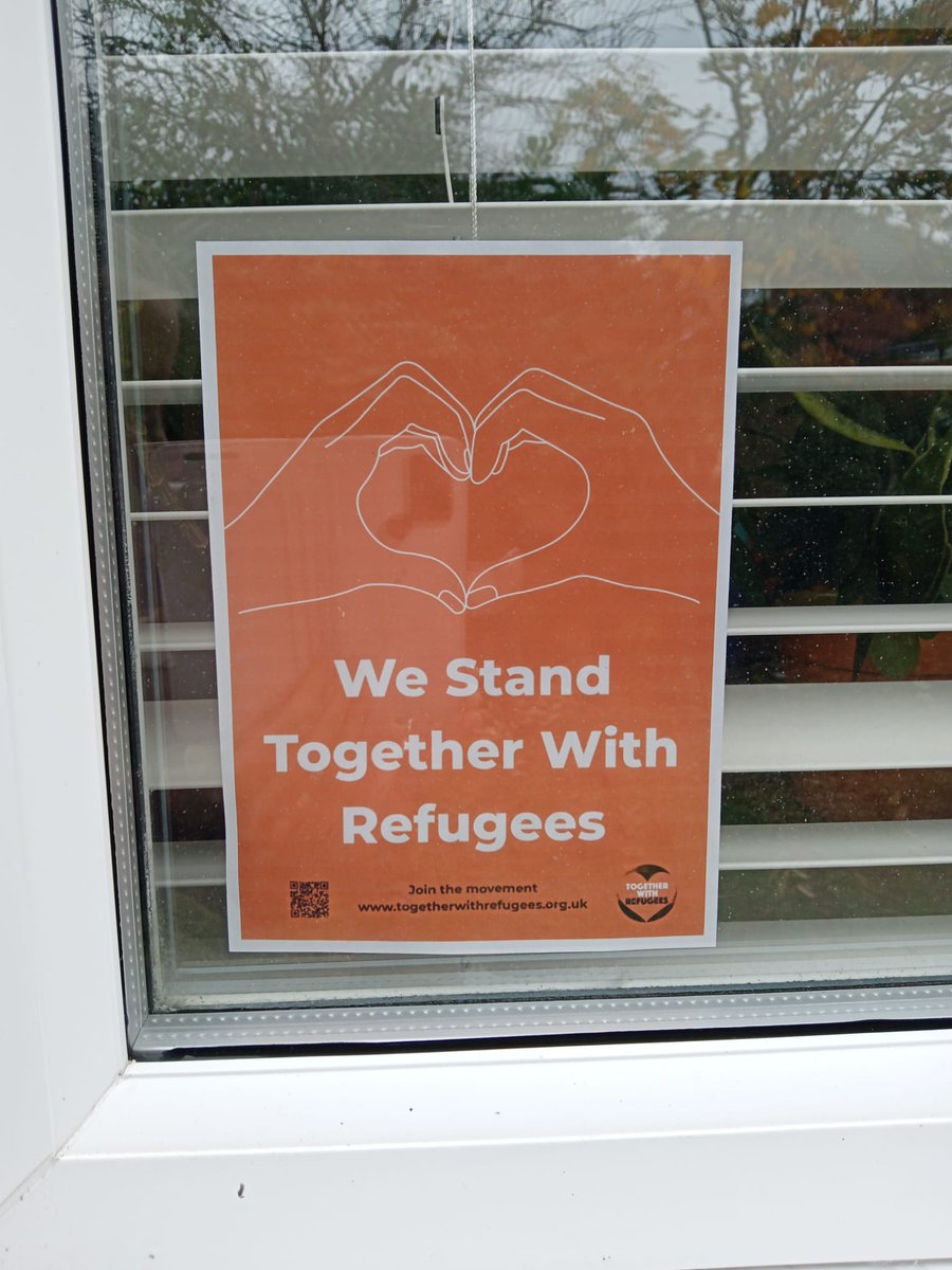 RefugeeTogether's tweet photo. Show you stand together with refugees.

From the 5-7 Dec we’re asking you to put up a poster to show you stand for hope not hostility.

Let's fill our communities with this message of unity.

Order your posters now https://t.co/zKcqRbaYAQ https://t.co/WutkmE4xua