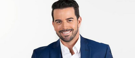 detlnovelas1's tweet image. Mane de la Parra será parte de #SomosFamilia, la nueva producción de Ignacio Sada Madero basada en la obra homónima argentina

📰ig/manedelaparra
🗣️ @Novelitis_fans

📅LUNES 25 DE MAYO
🕰️ 8:30PM (en lugar de #HermanasUnAmorCompartido)
📺@Canal_Estrellas