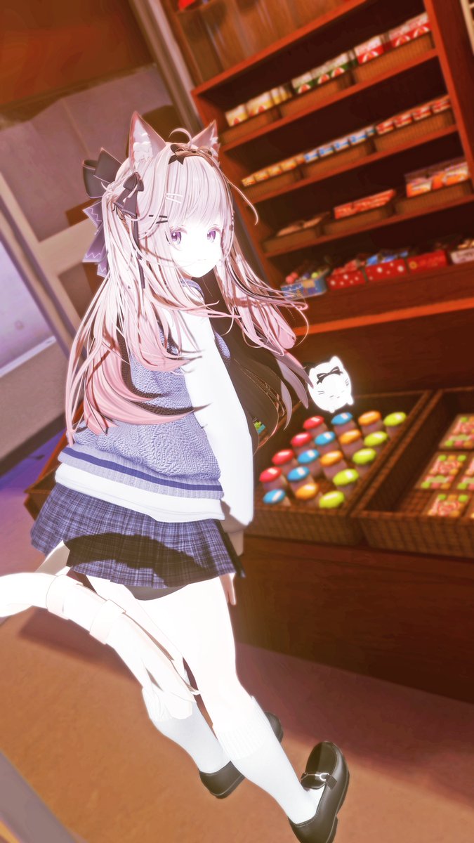 おはつま！
駄菓子のヨーグルトってたまにネットとかで見るけど美味しいのかな？子供の頃食べてた駄菓子って懐かしい味がしてホッとするよね☀️

"ここ…よく来てたよね"