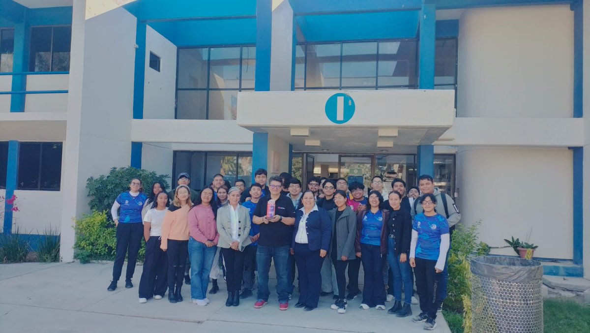 dark_axl's tweet image. ¡Excelente mi participación en el Congreso Internacional Académico 2025 en el #ITeMatehuala! 🎓

¡Qué gusto coincidir con @chicoxxx del @gulagmexico!

📚 Slides:
darkaxl017.fedorapeople.org/slides/El_Prob…
darkaxl017.fedorapeople.org/slides/Fedora_…

¡Abierto a futuras invitaciones y seguir colaborando!

#FedoraLinux