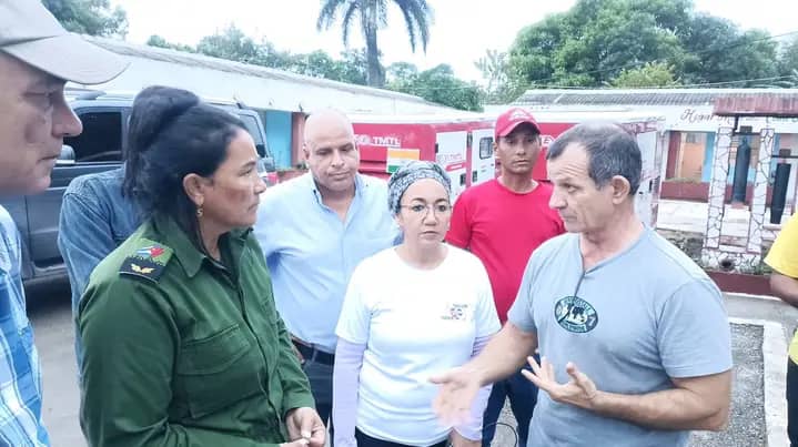MINSAPCuba's tweet photo. 🇨🇺👌🇮🇳|| Ciencia y solidaridad unidas por la #Salud.

📊 Primer ultrasonido realizado en el hospital de campaña donado por la #India a #Cuba para favorecer la atención a pacientes en el oriente cubano ⚕️

Más👉https://t.co/yZkW4IGRXQ

#CubaPorLaVida https://t.co/5gnzYaINvC