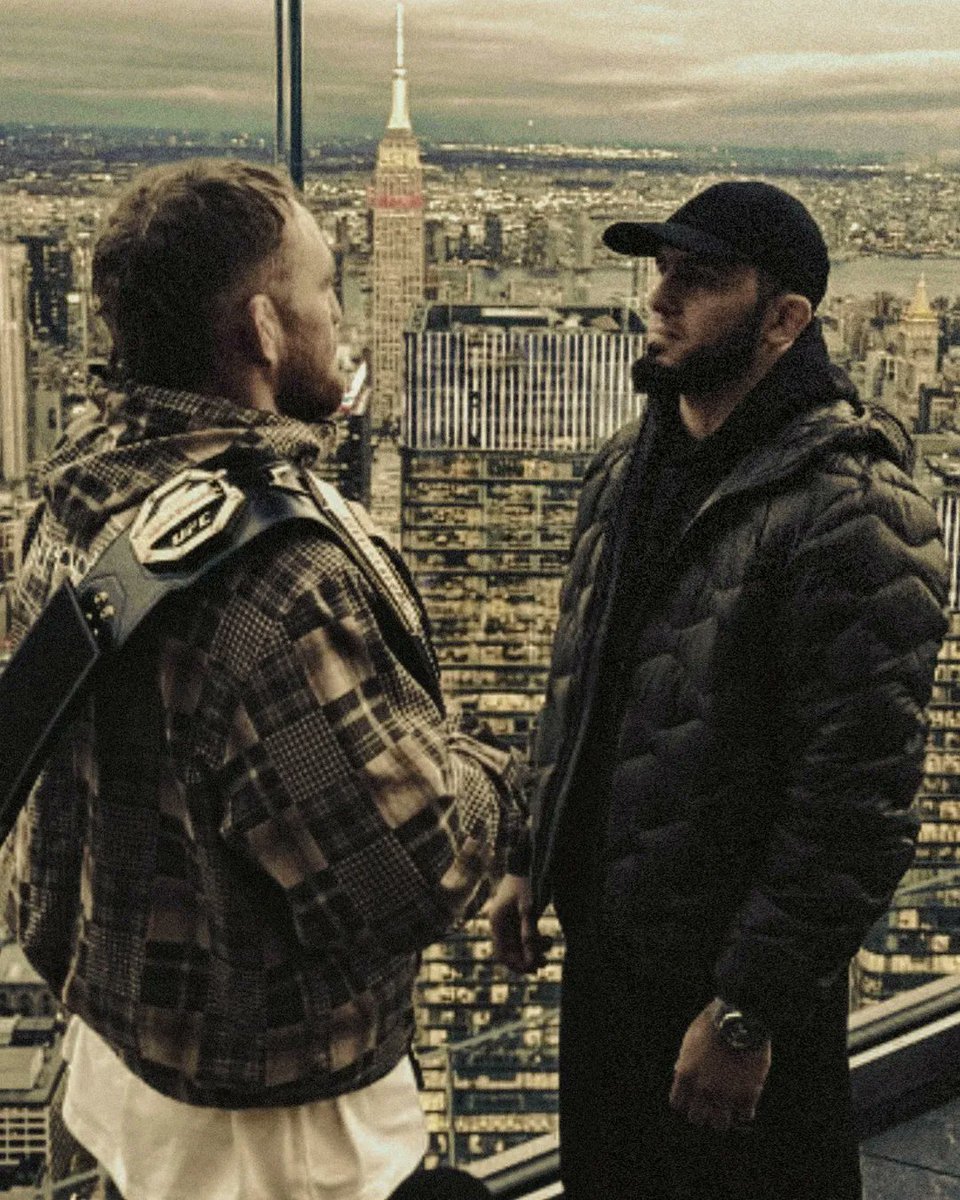 mohithegoat's tweet photo. This picture goes insanely HARD #UFC322 https://t.co/h5trRGLHOp