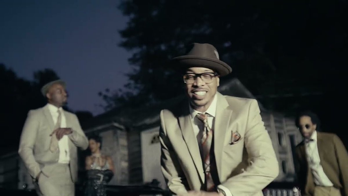 DopeHipHopApp's tweet photo. #nowplaying  Nappy Roots – Chitlin Circuit ft @trinidadjames567 [Official Music Video] https://t.co/sjZ6DCPBKz #hiphop https://t.co/9AjHY0hCNz