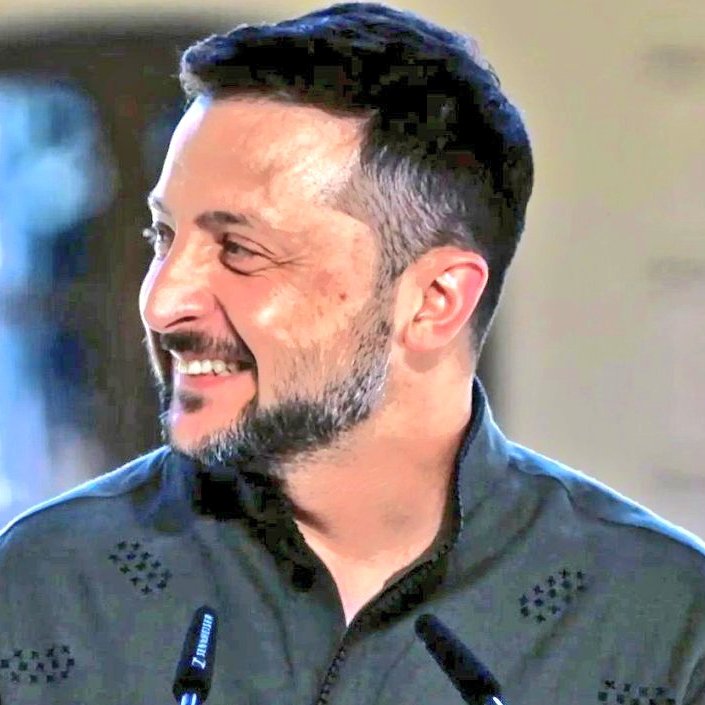 Drop a 💙 and Repost if you still support President Zelenskyy! 

I want my 241K Followers to Follow You! 🚀

Who is with us? 🖐️