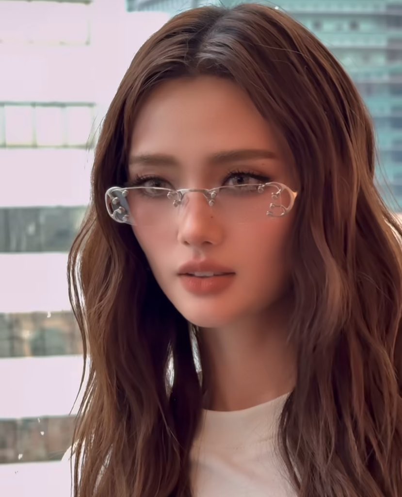 fktseven's tweet image. she’s the prettiest omg 

#PiployRR