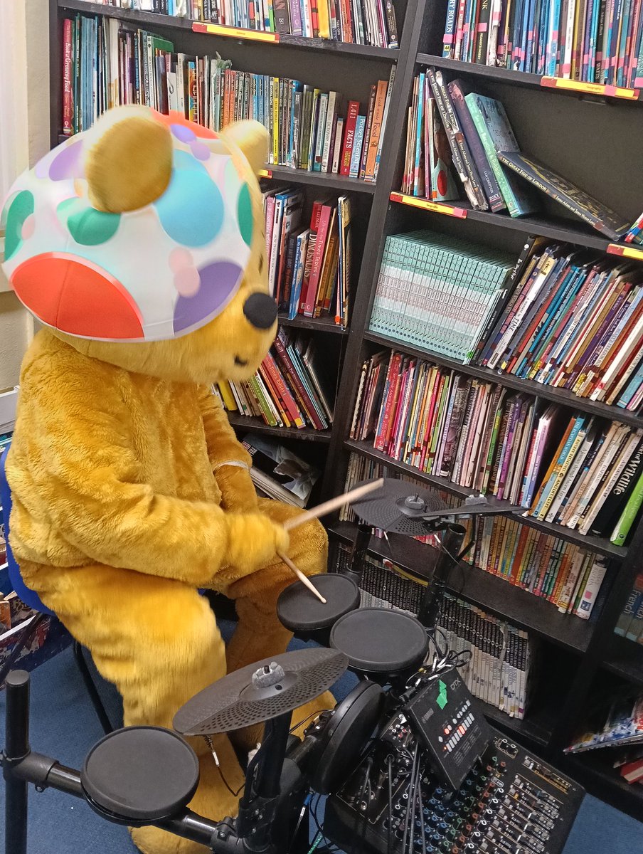 SpringfieldPri1's tweet image. Look who visited Springfield today!! Pudsey visited the classrooms and even got to play drums in Rock Steady! We are really excited for #ChildrenInNeed tomorrow