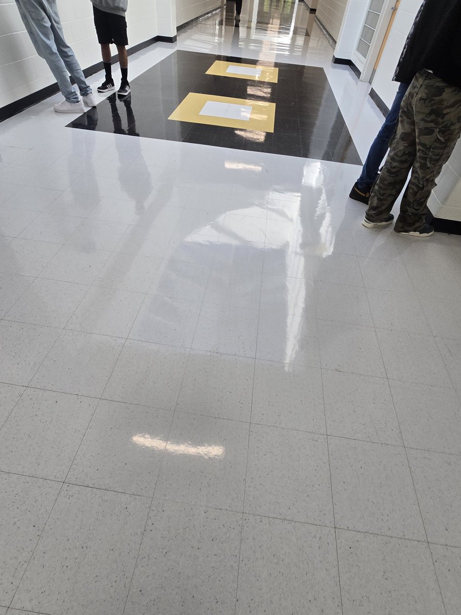 SmithWarre48159's tweet image. My World History learners at work — engaging with World War I through an interactive gallery walk! @MHS_WarHawks @ENunnallyEdu @PrincipalBGame
#WarhawkPride #EngagedLearning