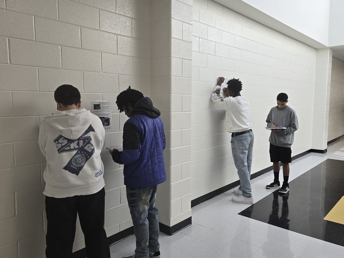 SmithWarre48159's tweet image. My World History learners at work — engaging with World War I through an interactive gallery walk! @MHS_WarHawks @ENunnallyEdu @PrincipalBGame
#WarhawkPride #EngagedLearning