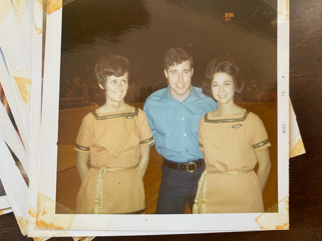 Potluck Football tweet media