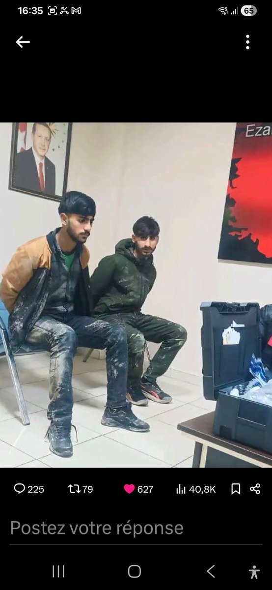 Bu çocuklar belkide Amedspor taraftarlarıydì
Avukatlar korkuyorsa kitlesi olan Amedspor  yönetimi sahiplensin