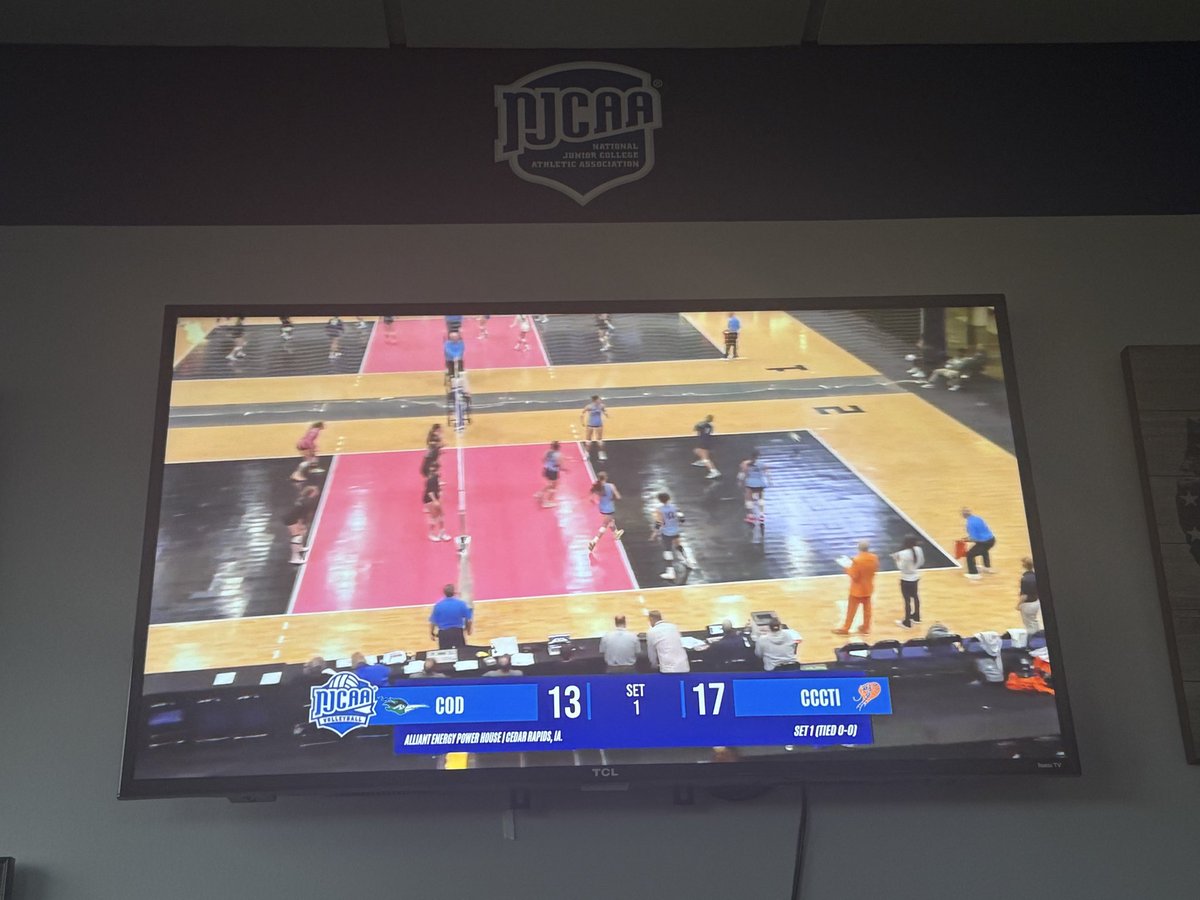 Just a friendly note that <a href="/NJCAAVolleyball/">NJCAA Volleyball</a> is live on the <a href="/NJCAANetwork/">NJCAA Network</a>   Tune in!