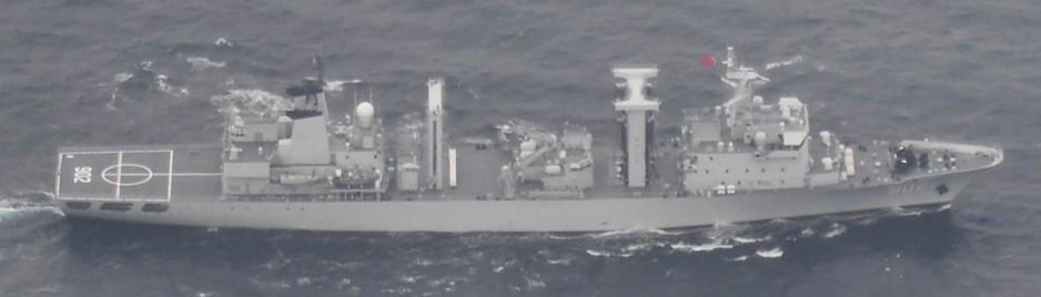 shinjirokoiz's tweet image. 11日、中国海軍のレンハイ級ミサイル駆逐艦、ジャンカイⅡ級フリゲート及びフチ級補給艦が、大隅海峡を通過して太平洋へ航行しました。これに対し、海上自衛隊の第11護衛隊（横須賀）所属「ゆうぎり」、第3ミサイル艇隊（佐世保）所属「おおたか」及び第1掃海隊（横須賀）所属「あわじ」が、警戒監視・…