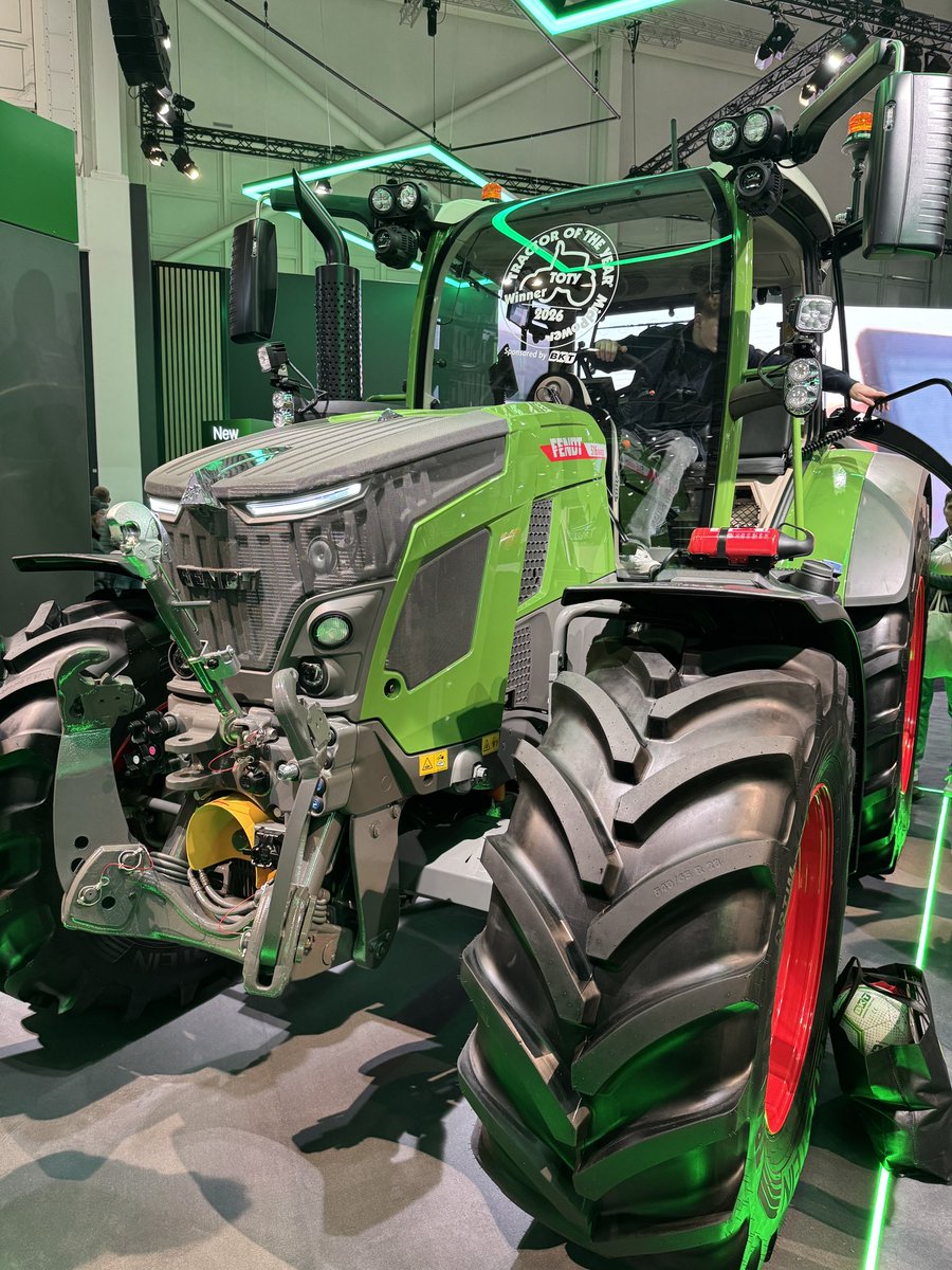 Ben White tweet media