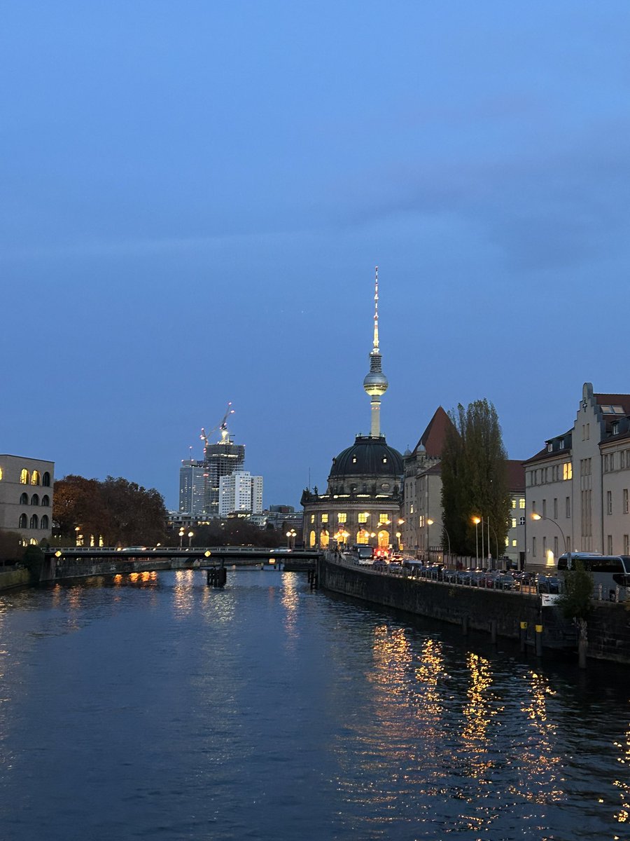 pteryx_joe's tweet image. 仕事でベルリンにおります