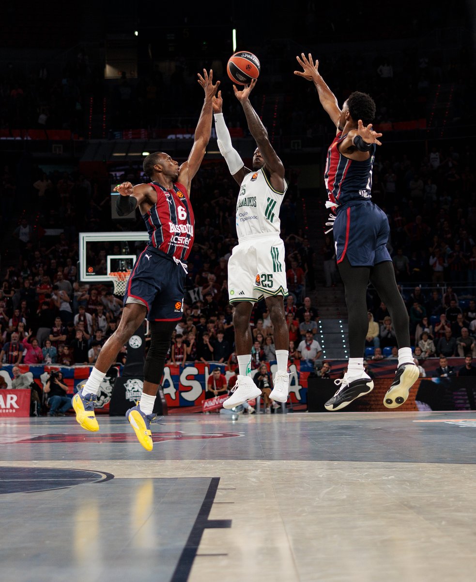 Spalding's tweet image. Some highlights from the first 10 rounds of  @EuroLeague play 🔥  

#Spalding #Euroleague #MadeForTheGame #AlwaysBuilding