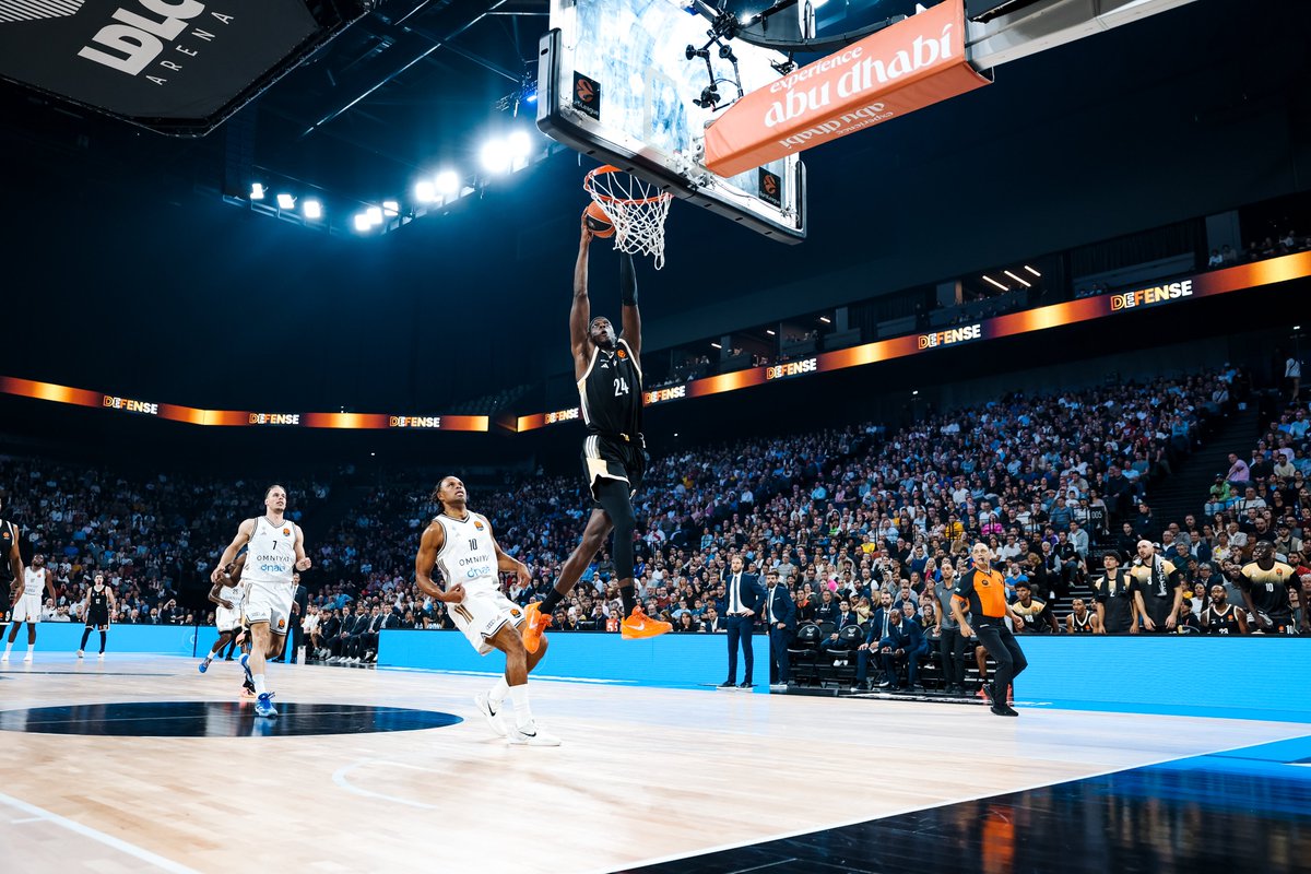 Spalding's tweet image. Some highlights from the first 10 rounds of  @EuroLeague play 🔥  

#Spalding #Euroleague #MadeForTheGame #AlwaysBuilding
