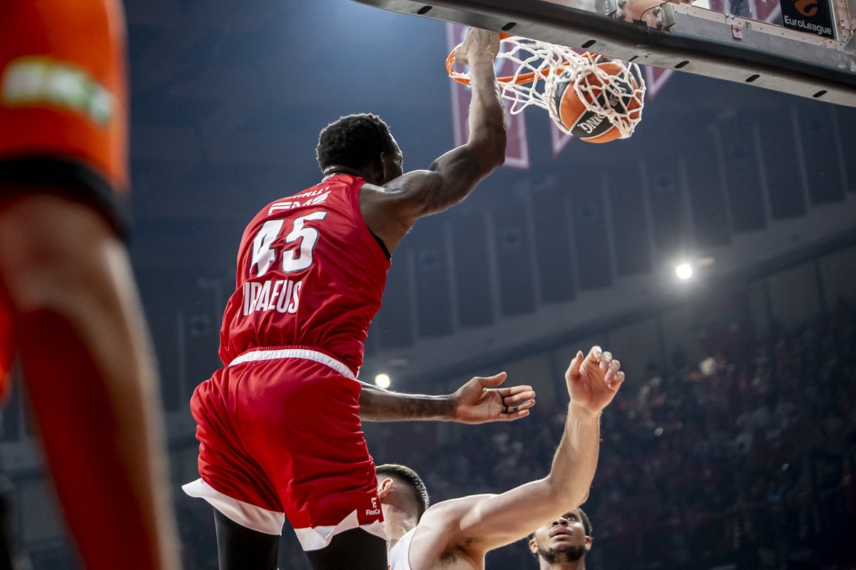 Spalding's tweet image. Some highlights from the first 10 rounds of  @EuroLeague play 🔥  

#Spalding #Euroleague #MadeForTheGame #AlwaysBuilding