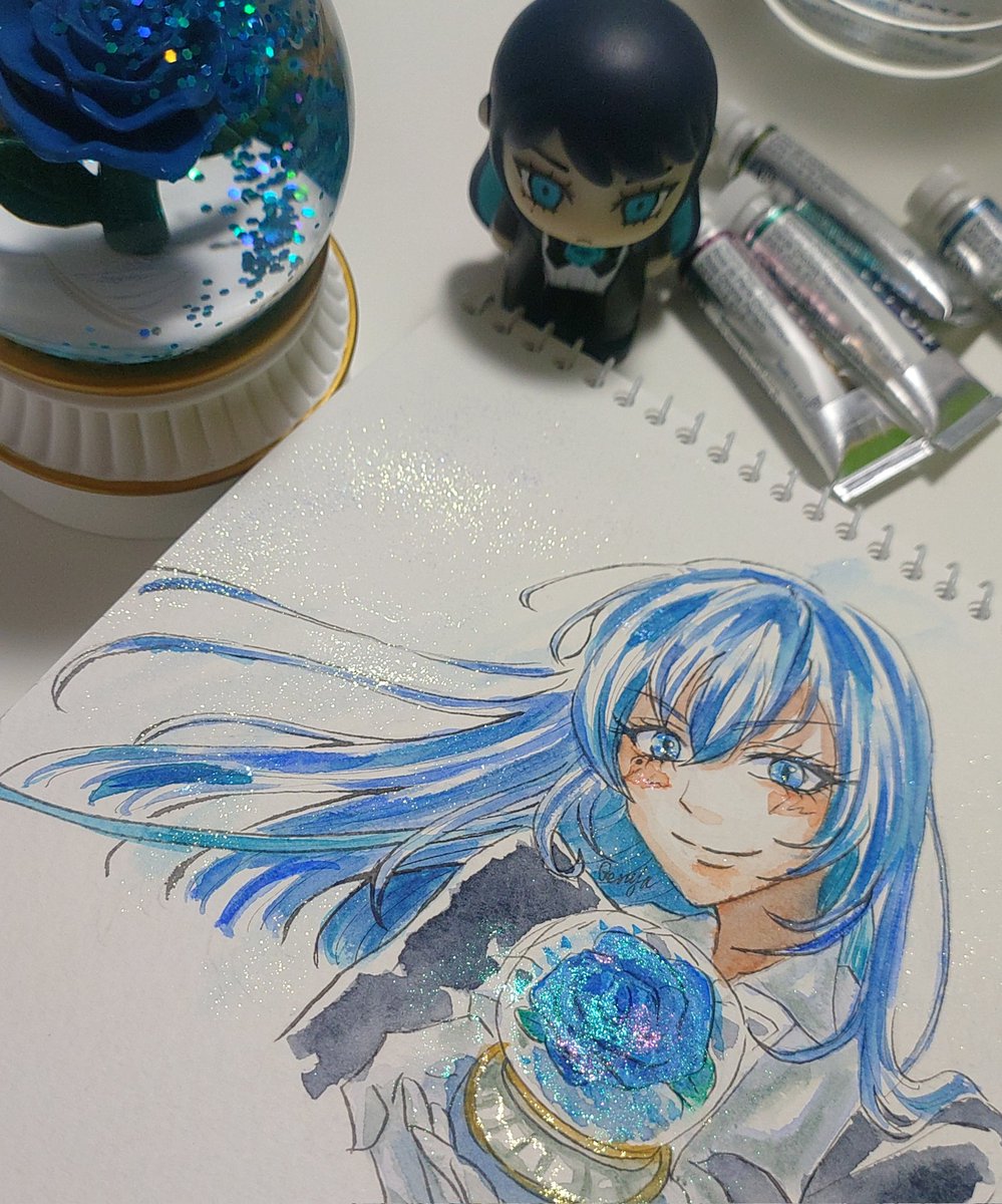 キラッキラスノードームが嬉しくてずっとぐるぐるしてるキラッキラ