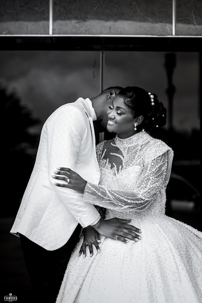 The day I decided to get married, I had like N10,000 home and abroad.
I had a job which wasn't enough.

During marriage preps...
✅️ Got another job that pays x5 of the one I had

The wedding was beautiful and everyone ate to their satisfaction.

Life after the wedding?