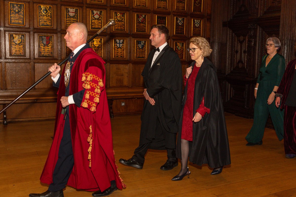 middletemple's tweet image. Last night&apos;s Reader&apos;s Feast celebrated our Autumn Reader Master Matthew Weait. 

Master Weait, thank you so much for your enormous contribution to the Inn&apos;s educational heritage, including introducing hundreds of students to the Treasurer to be Called to The Bar.