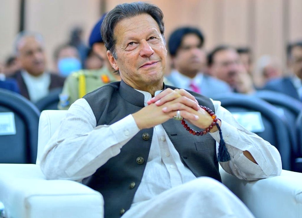 جب آئین کو بند کر دیا جائےاور حق بولنے پر سزا ملے
تو خاموشی نہیں مزاحمت ہی سیاست ہے۔
<a href="/TeamiPians/">Team Insafians 𝗣𝗼𝘄𝗲𝗿</a>
#مزاحمت_سے_ہی_رہائی_ہوگی