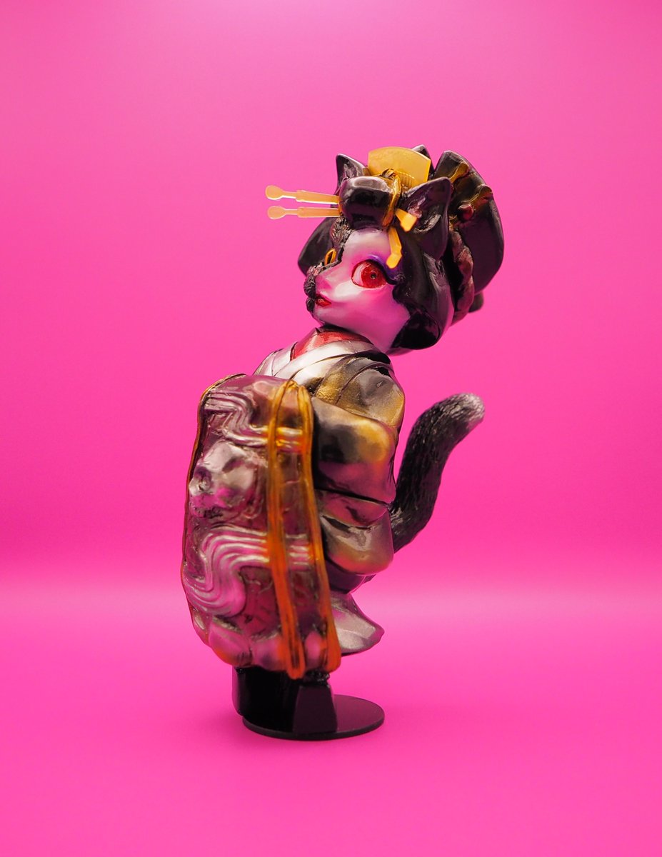 ヒカリトイズさんの物ノ怪少女 化猫花魁 猫側も可愛い猫又花魁