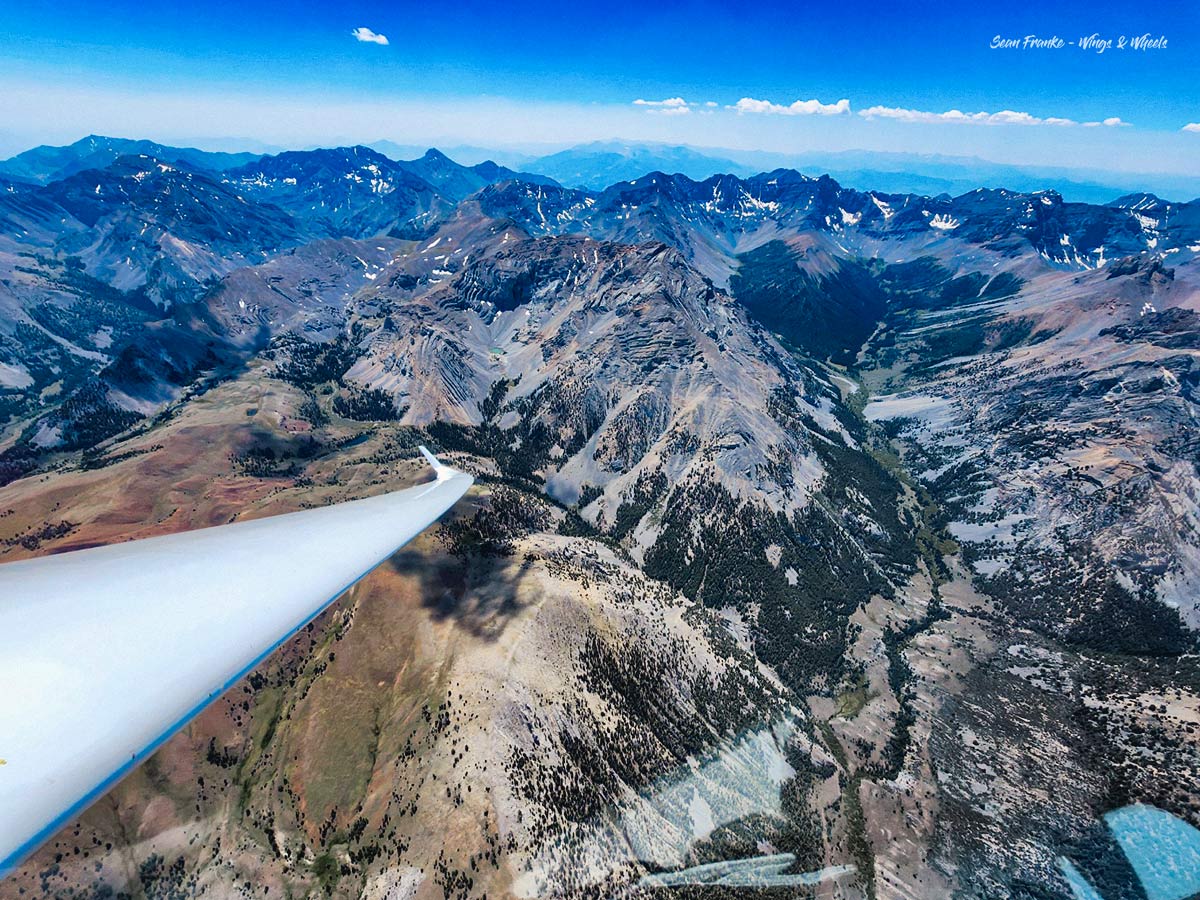 WandWsoars's tweet photo. Dehydration—The Silent Enemy in Flight - https://t.co/1SZsHL3djS - Even mild dehydration can quietly undermine performance before a pilot notices anything is wrong. https://t.co/QGJgBy7wpu