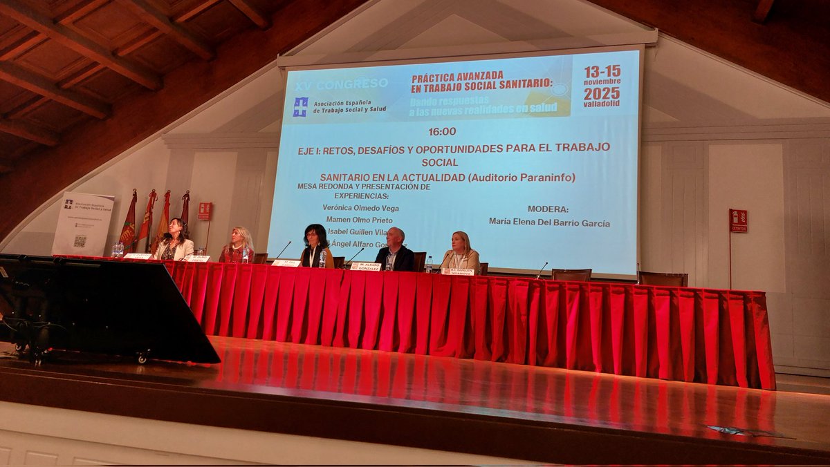 Empezamos la primera mesas:Retos,desafíos y oportunidades para el trabajo social sanitario en la actualidad <a href="/AETSYS/">AETSYS</a> #tss #AETSYSValladolid2025