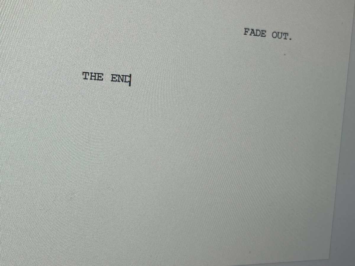 SeanPaulMurphy's tweet image. Finished my first commission script in years. I really like it. Proofreading it now. #Screenwriting