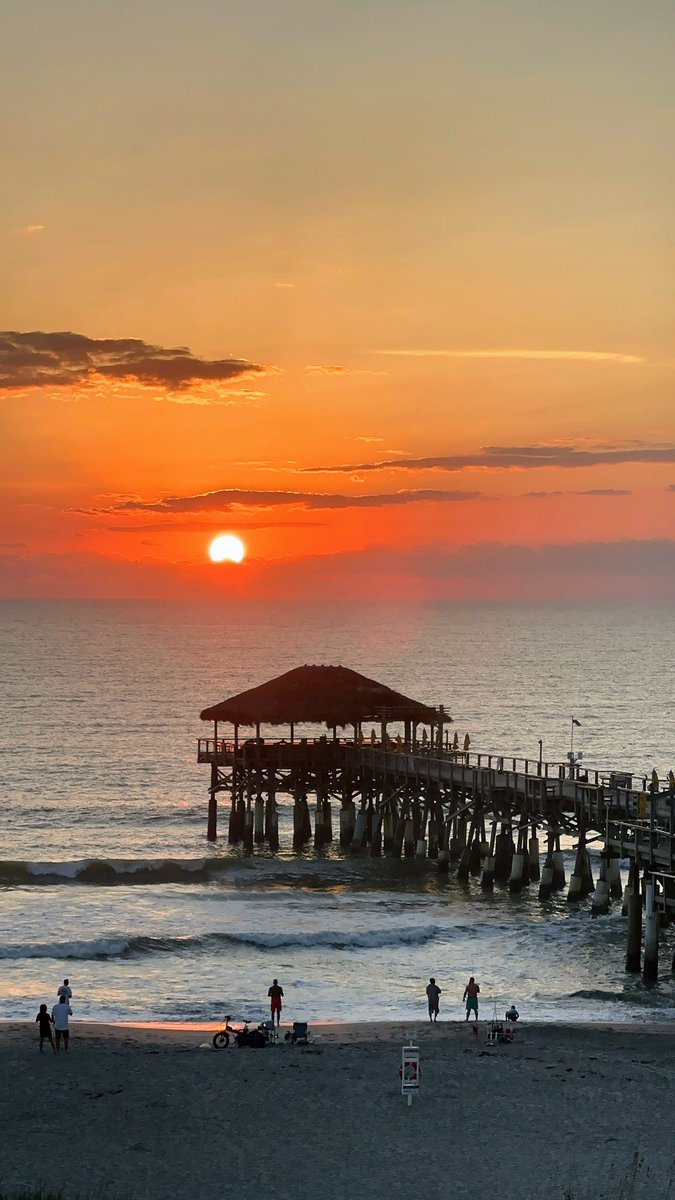 NameisJONATHAN's tweet image. Thursday’s question: 

Where is grace hiding in your chaos?

#GraceNotes