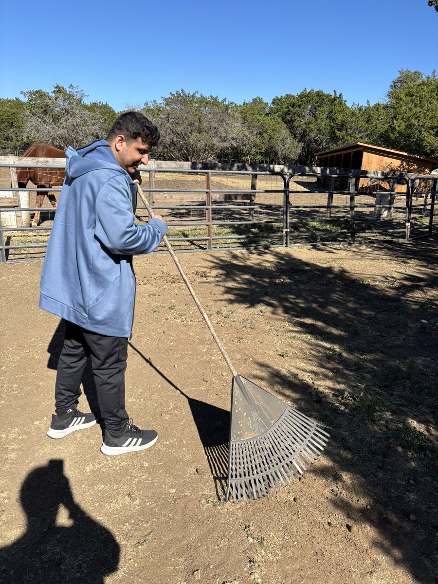 mujicareddix tweet media