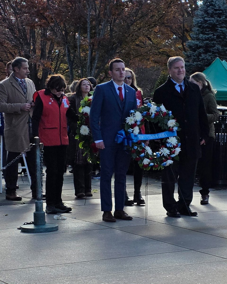 studentvets's tweet image. Student Veterans of America joined Secretary Collins at the VA Veterans Day Breakfast before attending the National Veterans Day Observance at Arlington National Cemetery. 🇺🇸