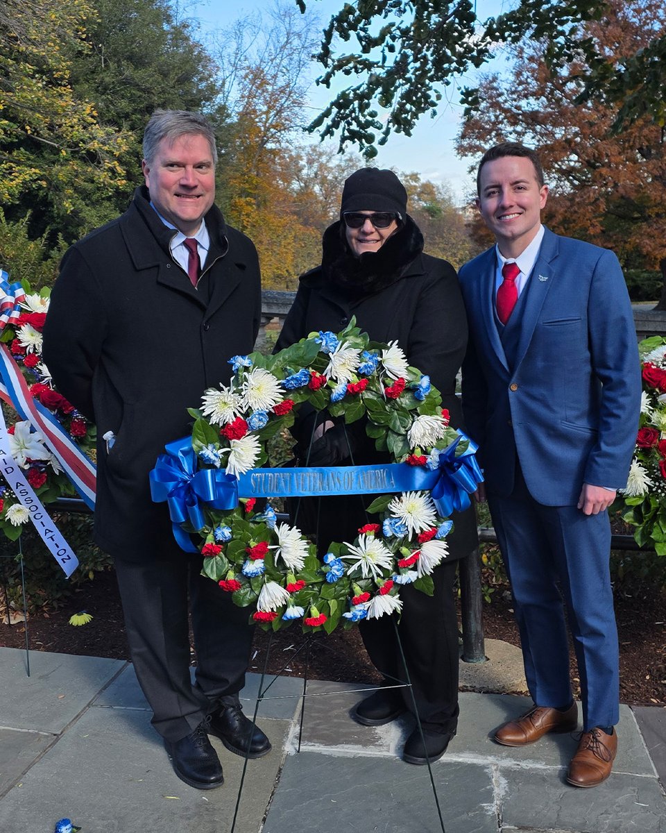 studentvets's tweet image. Student Veterans of America joined Secretary Collins at the VA Veterans Day Breakfast before attending the National Veterans Day Observance at Arlington National Cemetery. 🇺🇸