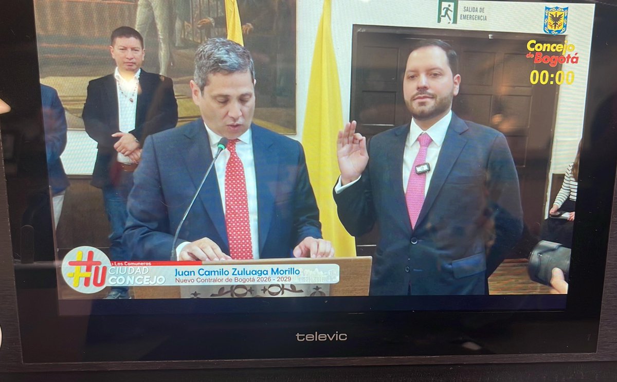 ❤️💛 Bogotá tiene nuevo Contralor.
Saludo a <a href="/juankzumo/">Juan Camilo Zuluaga Morillo</a>, confiando en que su gestión esté guiada por la responsabilidad y la transparencia.

Desde el <a href="/ConcejoDeBogota/">Concejo de Bogotá</a> ejerceremos control para que esta designación se traduzca en resultados concretos contra la corrupción y en