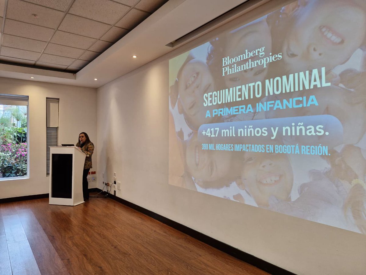 🌐 Hoy participamos en la #MesaDeLa4RI como parte de nuestra alianza con <a href="/GOYNBogota/">Global Opportunity Youth Network - Bogotá</a> y tecnología <a href="/ETB/">ETB</a>, que está diseñando el Observatorio de Talento Digital: una apuesta por la inclusión, los datos y el futuro de los jóvenes. 🤩🤩

📈 Este Observatorio permitirá identificar