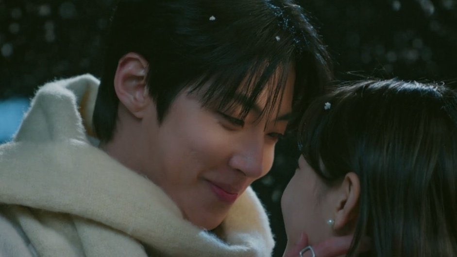 𝐹𝒶𝓇𝒶𝒽 ♡ tweet media