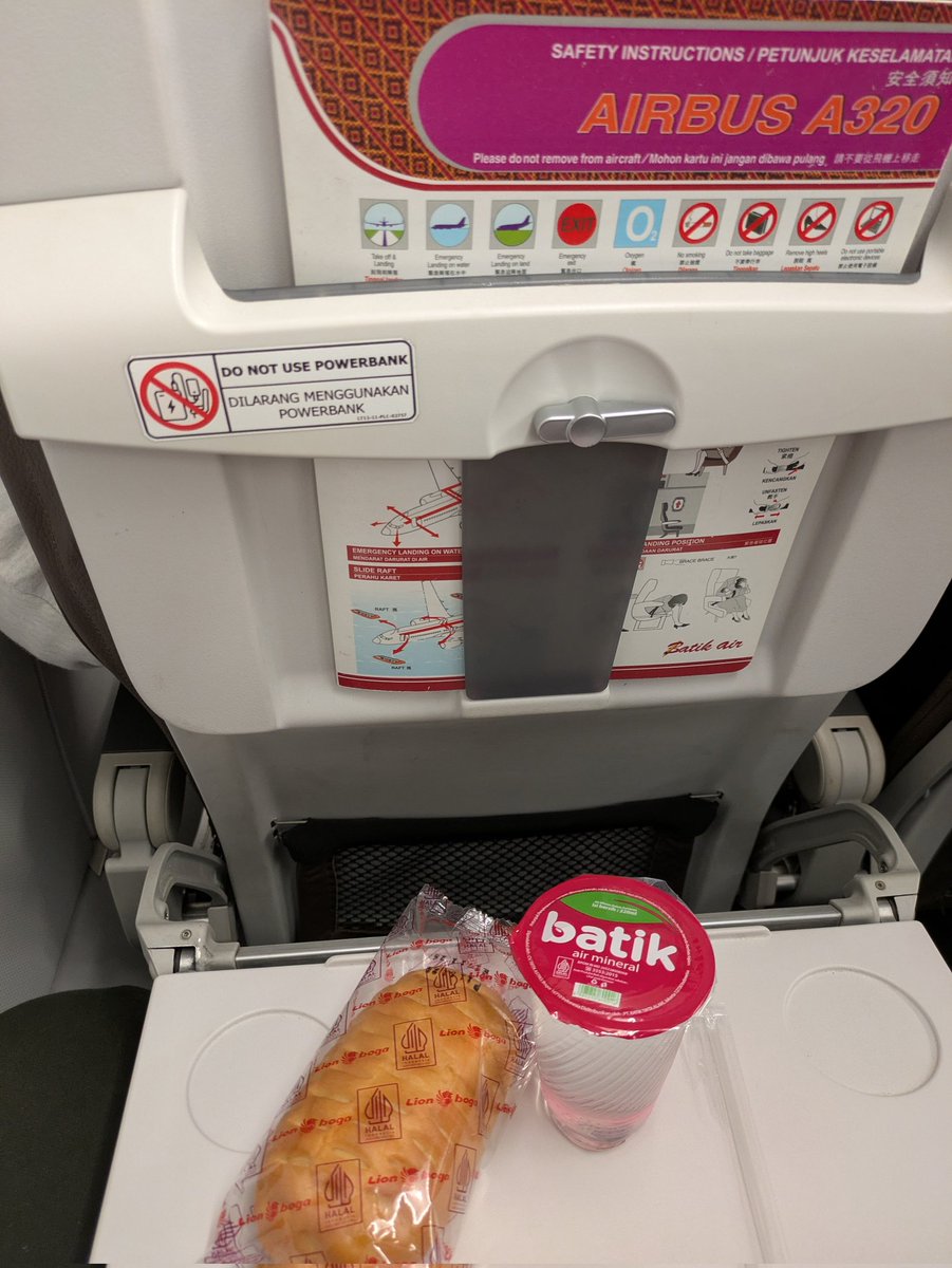 BudiOfficial's tweet photo. Batik air
ID6353
SRG-CGK
Airbus A320-214
PK-BKV
Actual departure 19.34
Landed 20.22 https://t.co/STZdamod23