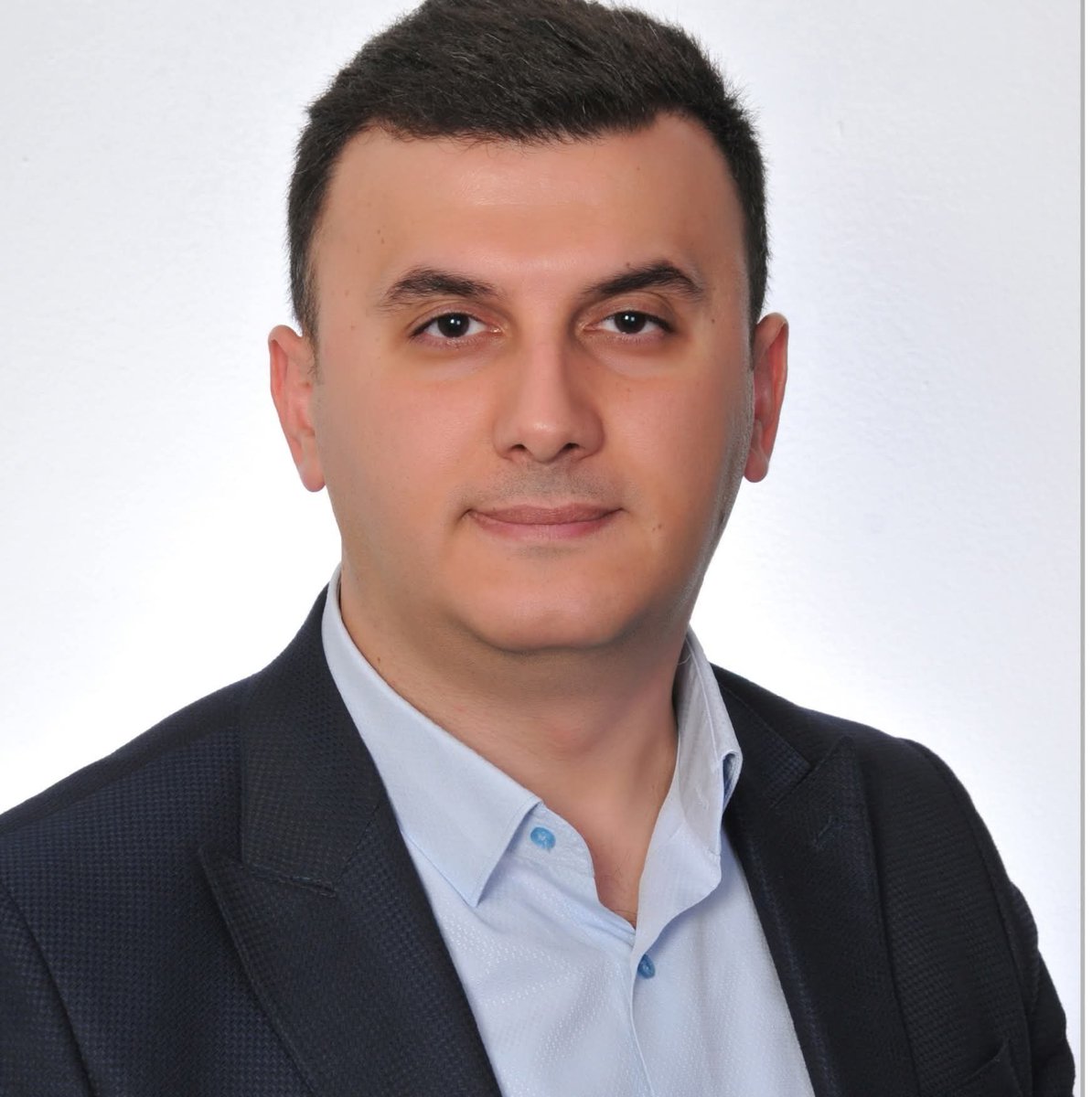 muammerravci's tweet image. DEVREK’İMİZE HAYIRLI OLSUN 

Ak Parti ‘mizin Devrek İlçe Başkanlığı’na atanan  İl Yönetim Kurulu Üyesi Muharrem Terzi’yi tebrik ediyor, görevinde başarılar diliyorum. 

#Devrek’imize hayırlı olsun.