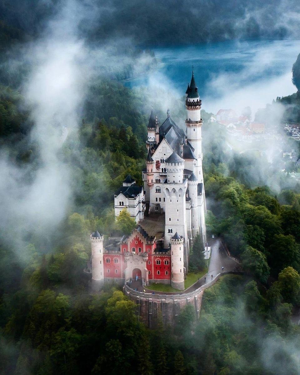 Good evening my friends !!
#photos #castel #evening