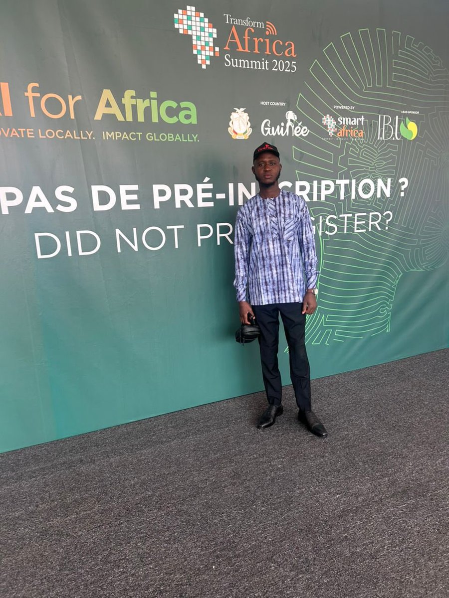 DiabyMo83190079's tweet photo. Smart Africa 2️⃣0️⃣2️⃣5️⃣ https://t.co/6poi78z7Wg