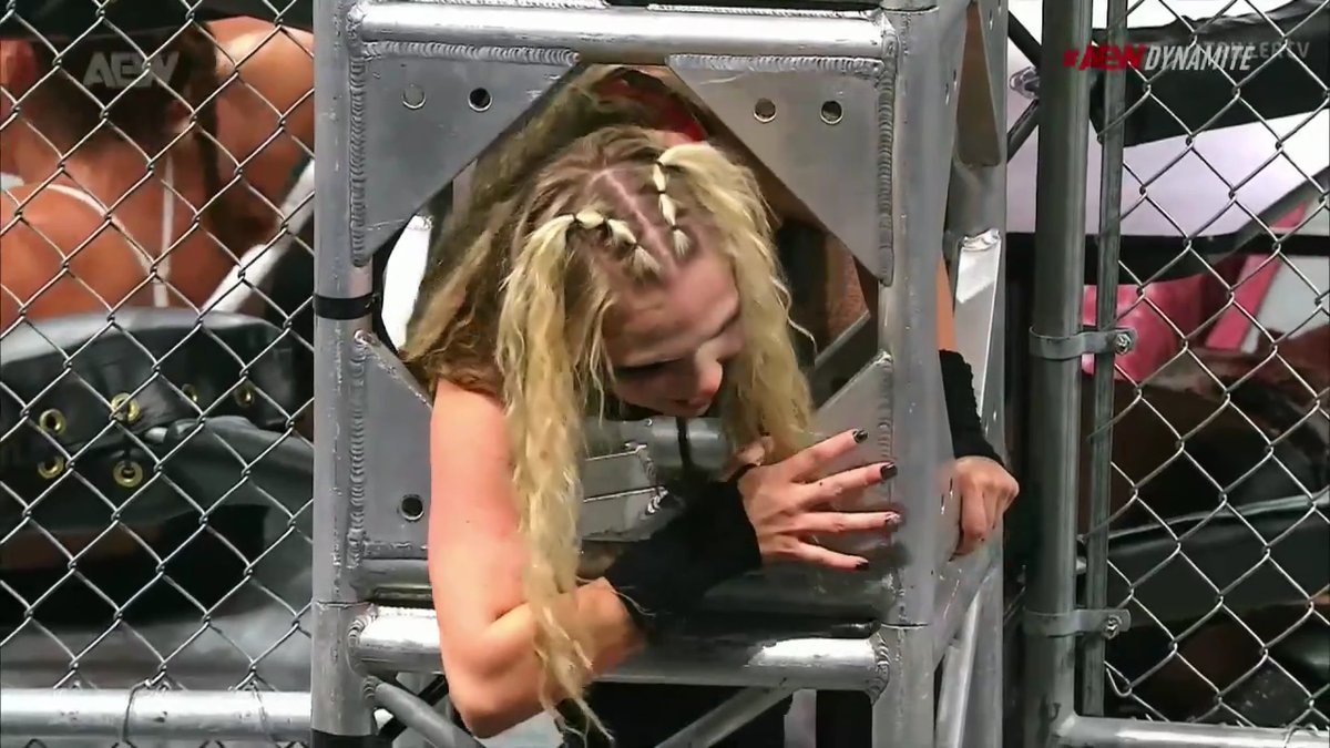 Julia Hart COM | Julia Hart Fansite tweet media