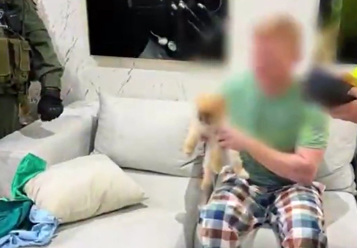 narcodiario's tweet image. Así detuvieron a dos #narcos de #Irlanda que estaban en #medellin para negociar alijos de #cocaína con el #clandelgolfo . VÍDEO 📹 📼 e info, en
narcodiario.com/2025/11/caen-e…