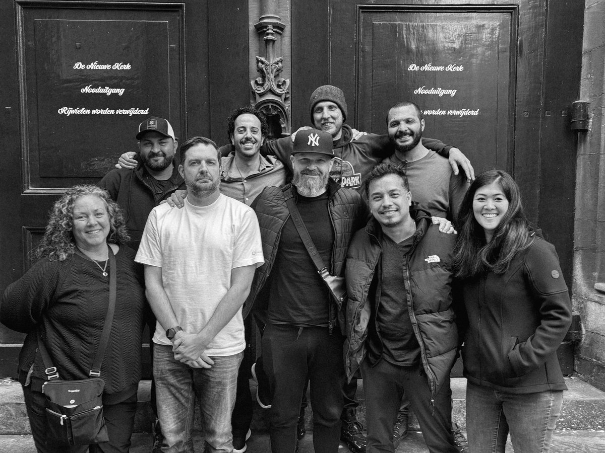 TheChartHackers's tweet image. DREAM TEAM