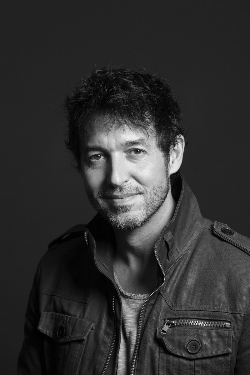 SgaeAudiovisual's tweet image. 🎬 ¡Aún estás a tiempo!

Masterclass gratuita con @mangelvivas (La casa de papel, Tu hijo) en el @Festicinehuelva: 

Cómo convertir un guion en imágenes 🎥

🗓️ 18 nov | 🕓 16–19h | 📍Casa Colón
Inscripción: andaluciafs@fundacionsgae.org

Más info: fundacionsgae.org/actividad/como…