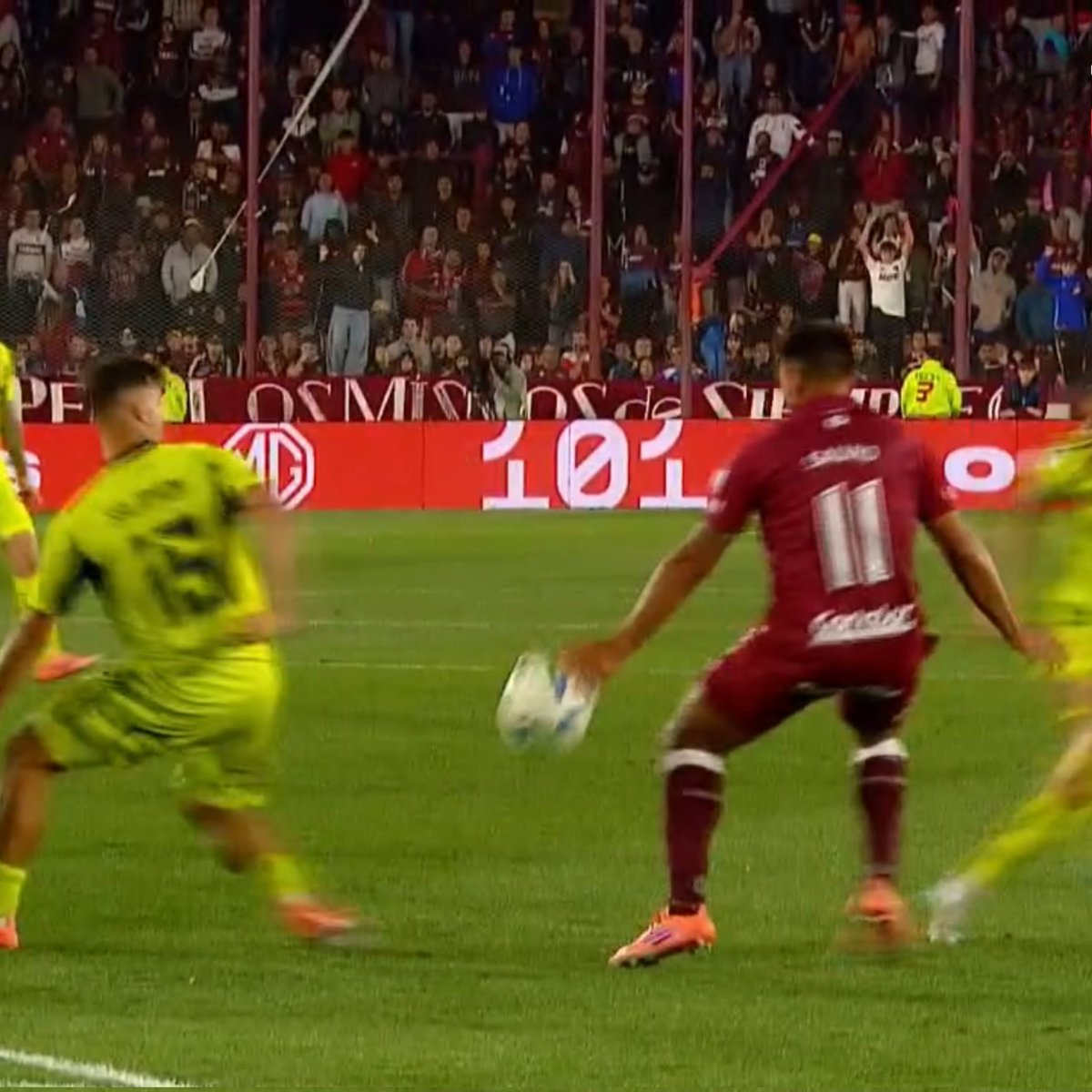 DsT_OnE's tweet image. Ladrones!!