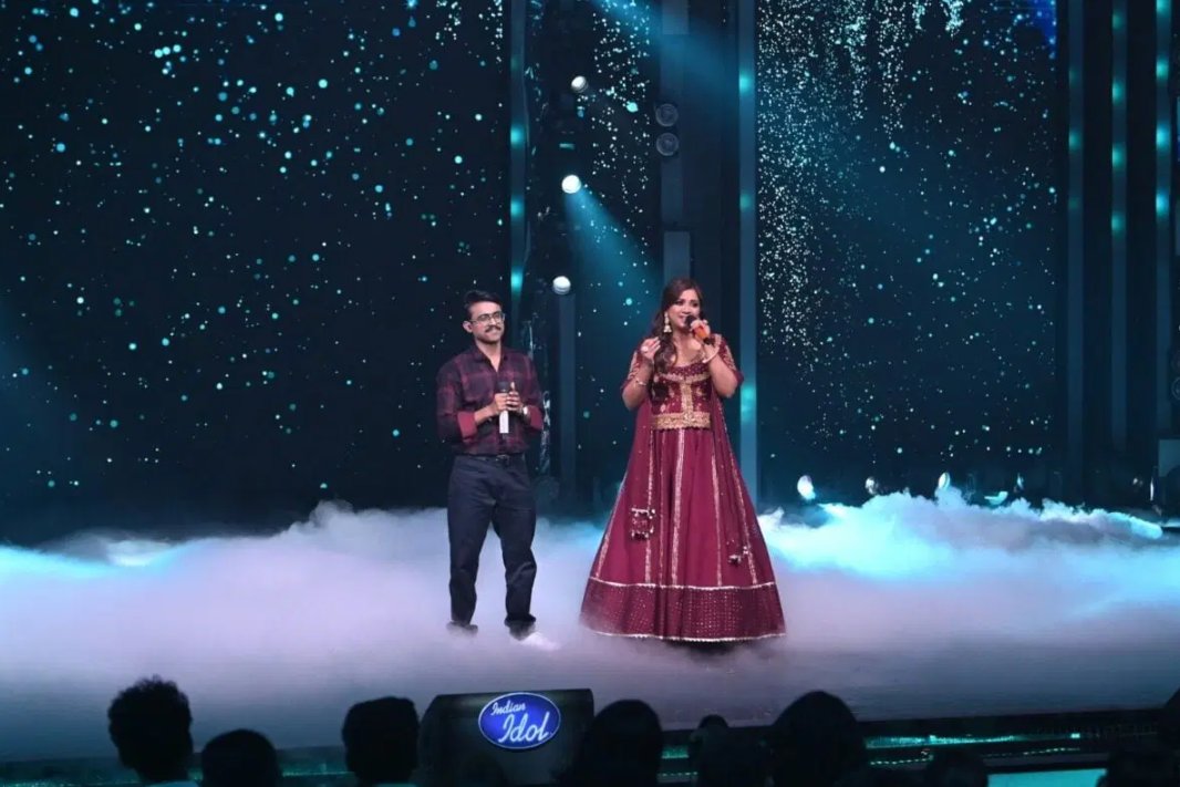 JustShowbiz's tweet image. Shreya Ghoshal Wants to Send Abhishek Kumar’s Performance Clip to Shankar–Ehsaan–Loy 
#ShreyaGhoshal #AbhishekKumar 

justshowbiz.net/shreya-ghoshal… via @JustShowBiz