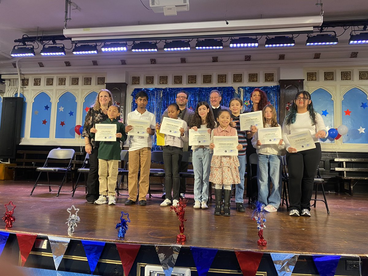 Great day at the PACK as we inaugurated our new Student Government for the 2025-2026 school year. Thanks to <a href="/SenJoeAddabbo/">SenatorJoeAddabbo</a> for coming to swear the students in.
#civics
#onepackmanypawprints 
<a href="/NYC_District24/">Anthony Rivera-School District 24</a> <a href="/DOEChancellor/">Chancellor Melissa Aviles-Ramos</a>