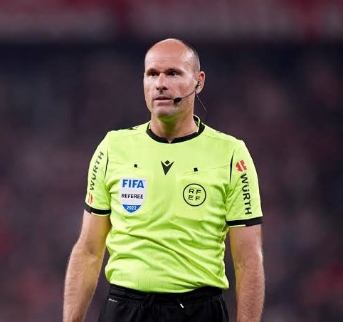 B𝐀𝐑𝐆CELONA tweet media