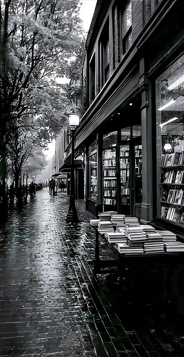 Life is like riding a bicycle. To stay balanced, we must be constantly moving.❣❣