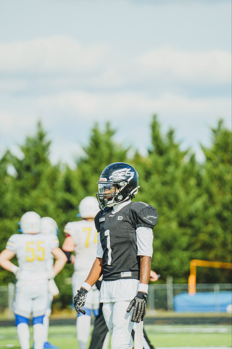 Rob_Otey's tweet image. @PrimetimeNate_C is a 2028 WR/DB that’s an absolute guy! I got to see him in the 7v7 scene last offseason and now watching his sophomore film, you see why coaches are taking notice! 

Nate currently holds a 3 D1 offers!

Coaches check the film!

🎞️: hudl.com/video/3/214635…